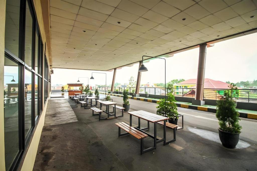 Super Oyo Capital O 483 Tamansari Panoramic Bandung Hotel Ngoại thất bức ảnh