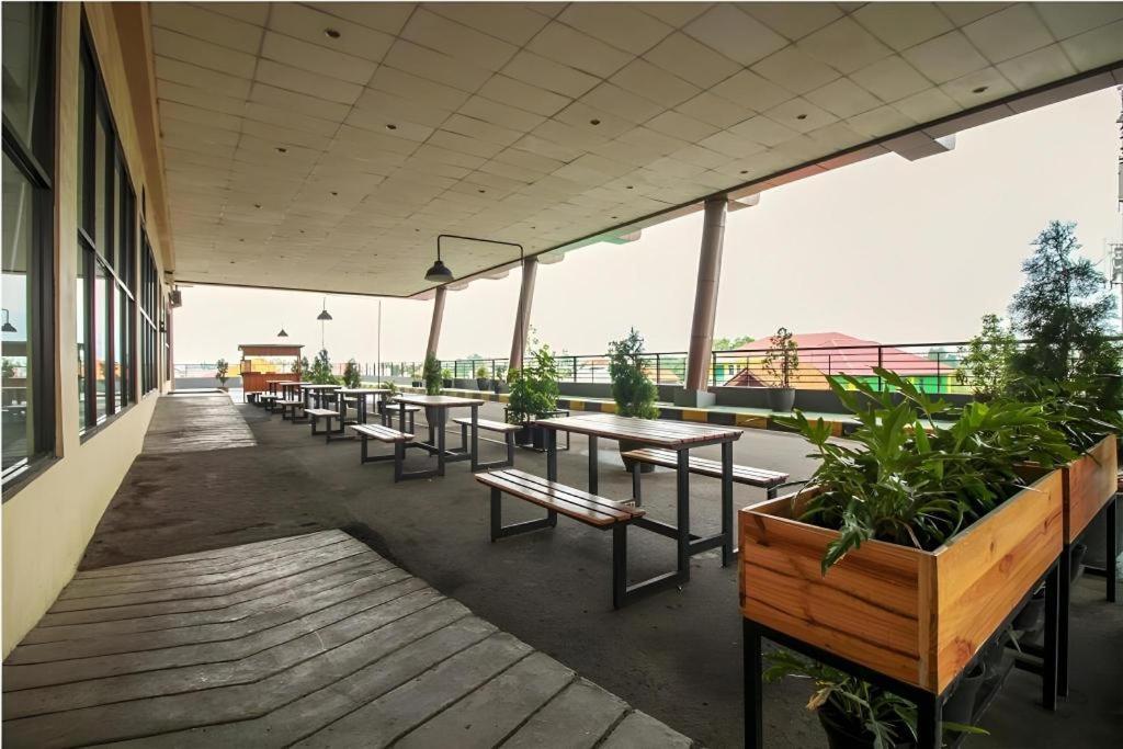 Super Oyo Capital O 483 Tamansari Panoramic Bandung Hotel Ngoại thất bức ảnh