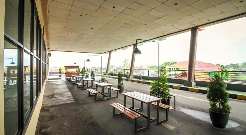 Super Oyo Capital O 483 Tamansari Panoramic Bandung Hotel Ngoại thất bức ảnh